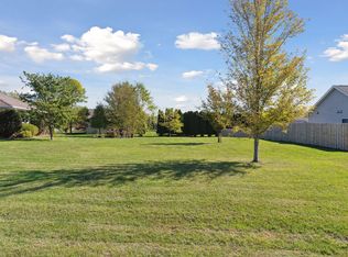 228 Frenzel Dr, Arlington, MN 55307