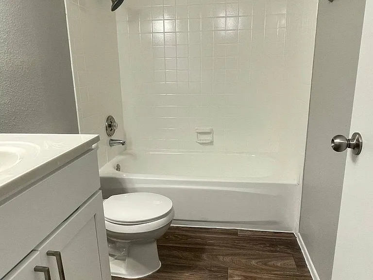 1x1 Bathroom