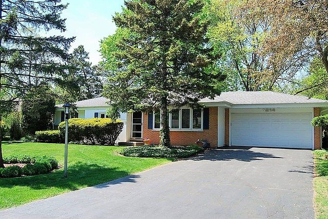 1st image of 1214 Sherwood Dr