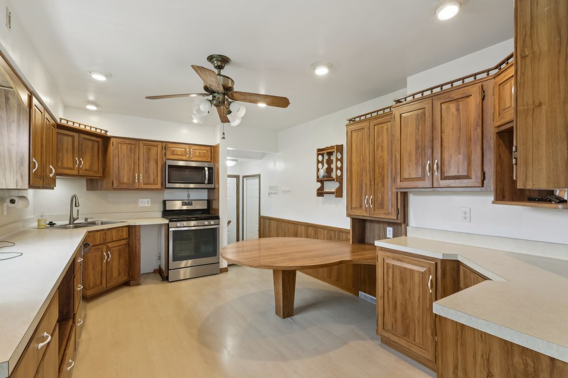 Cherry Ln-0705-015.jpg