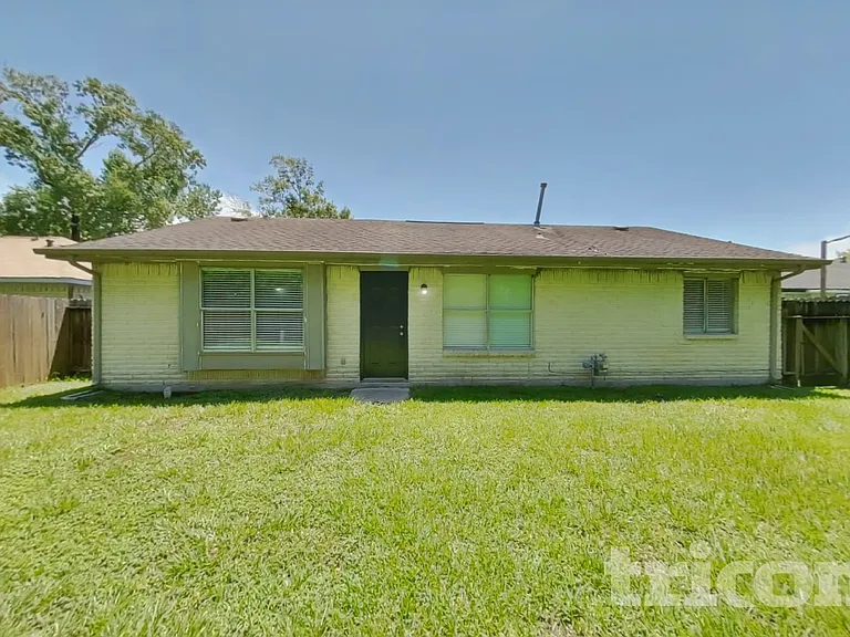 12211 Haroldson Forest Dr — Photo 20