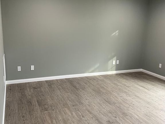 5th image of 105 Physicians Blvd
