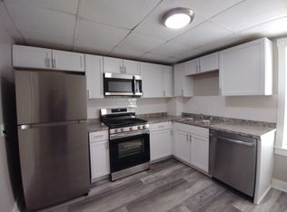 485 Peckham St APT 1, Fall River, MA 02721