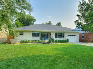 1108 Belford Ave, Nichols Hills, OK 73116