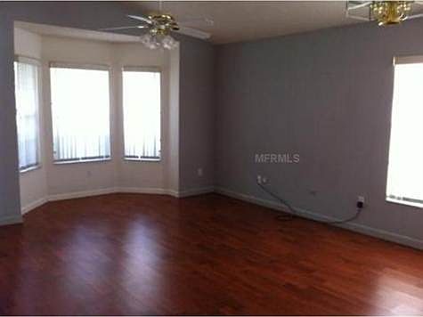 5th image of 15920 Autumn Glen Ave
