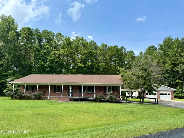 11361 Dove Street, Laurinburg, NC 28352