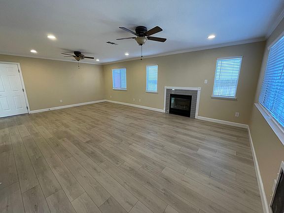 4th image of 4009 N Coral Ct