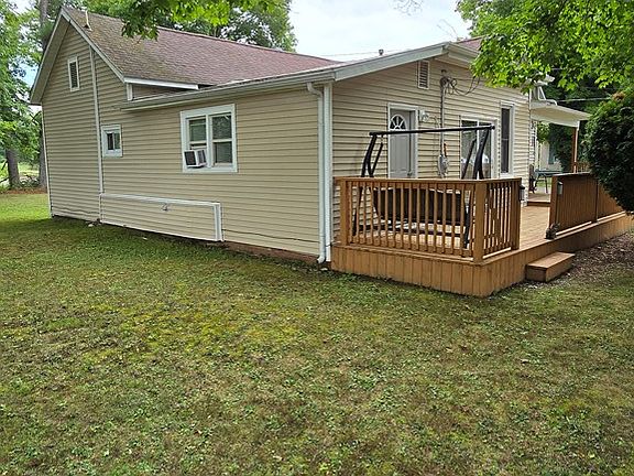 2nd image of 176 Linden St
