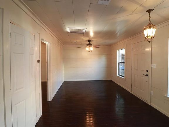 5th image of 5307 Stoneleigh Ave #Gh