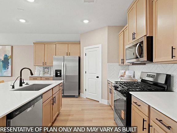 5th image of 15739 Garden Ridge Dr