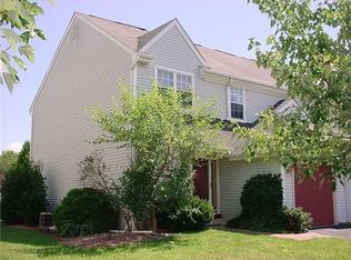 200 Azalea Cir, Royersford, PA 19468