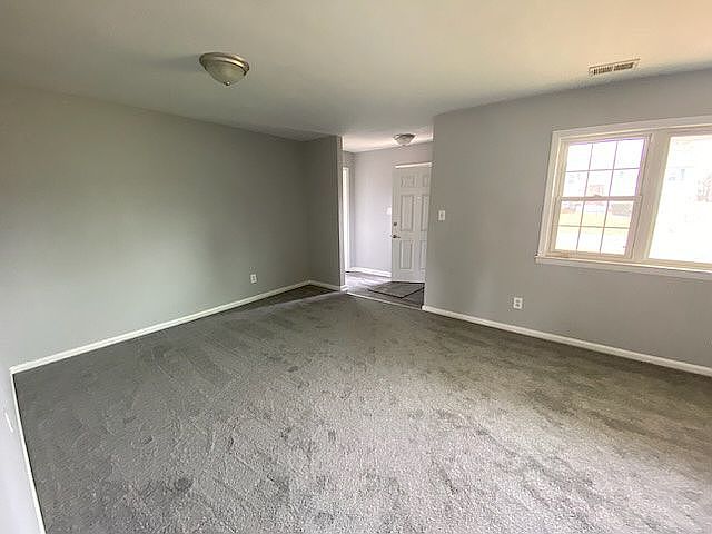 1st image of 815 Holly Hedge Ave