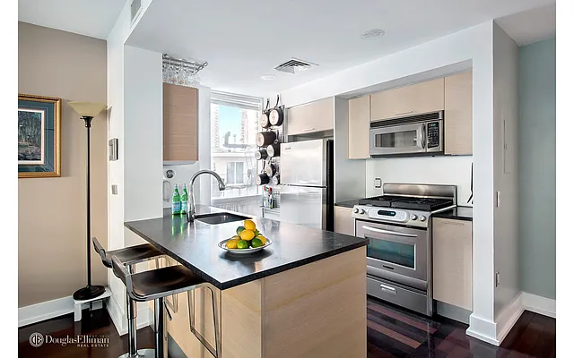 Sold by Douglas Elliman | media 4