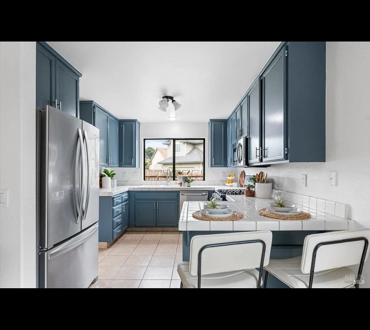 4 bed, 1888 sqft, $4,700 — Photo 4