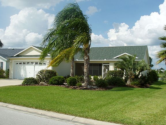 3rd image of 3313 Richmond Dr