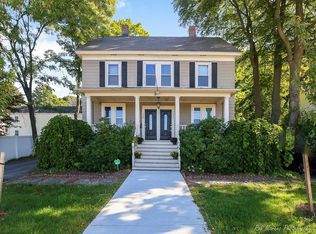 135 N Main St #0, Andover, MA 01810