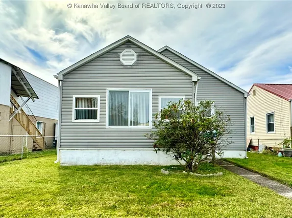 2417 Lincoln Ave, Saint Albans, WV 25177