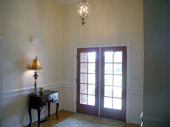 3rd image of 307 Eagles Pointe Dr