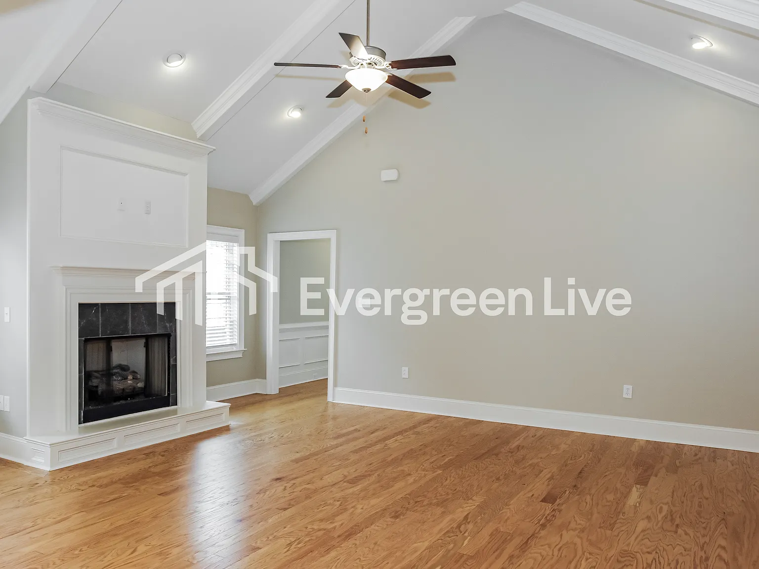 4 bed, 2.5 bath, 2681 sqft, $2,145 — Photo 3