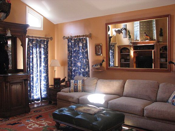 2nd image of 203 Dogwood Ln