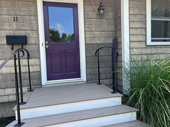 Front stoop