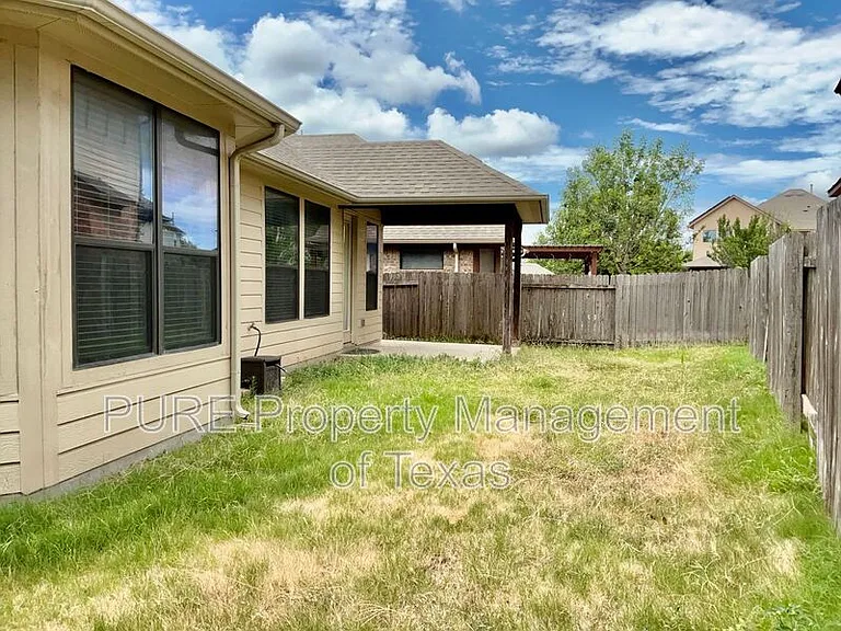 117 Cascada Ln — Photo 16