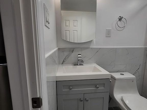 4th image of 3341 Old Yorktown Rd APT 1