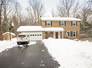 14 Azalea Dr, Apalachin, NY 13732