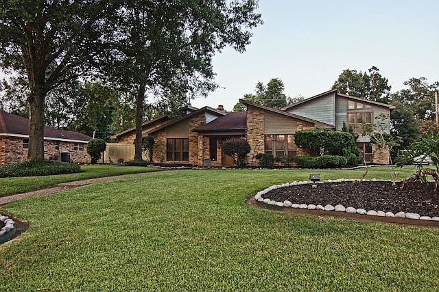 1st image of 810 Chatwood Dr