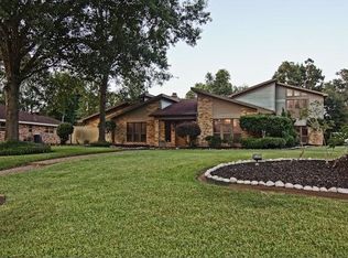 810 Chatwood Dr, Beaumont, TX 77706