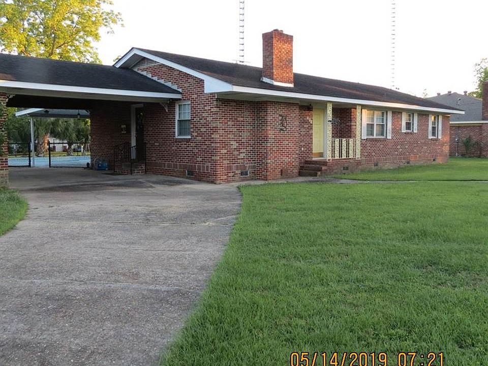 1st image of 408 E Stewart Ave