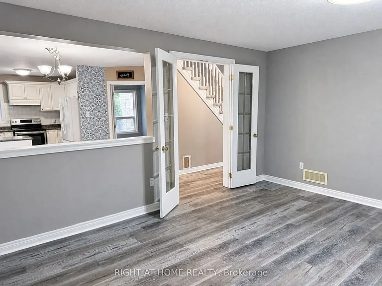 890 Guildwood Blvd — Photo 8