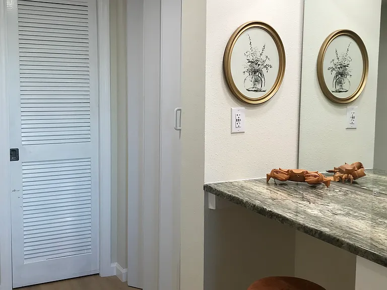 Powder room