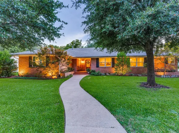 4241 Bilglade Rd, Fort Worth, TX 76109