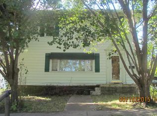 623 E Main St, Du Quoin, IL 62832