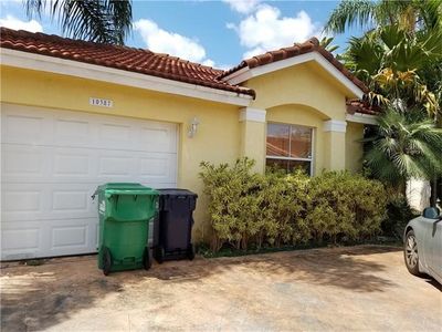 10387 SW 70th St, Miami, FL, 33173