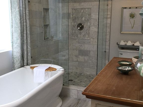 4th image of 1113 Iveydale Ln