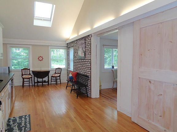 5th image of 15 Mill Ln