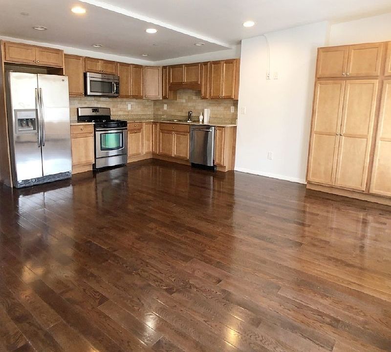 1st image of 21-05 33rd Ave #3F