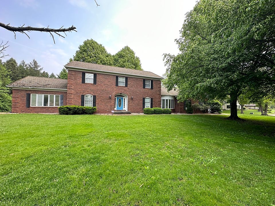 1st image of 1716 Hillcrest Ct