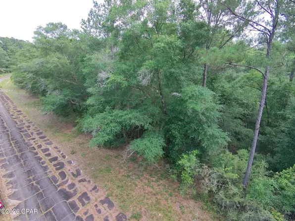 38 Birchwood Dr, Chipley, FL 32428