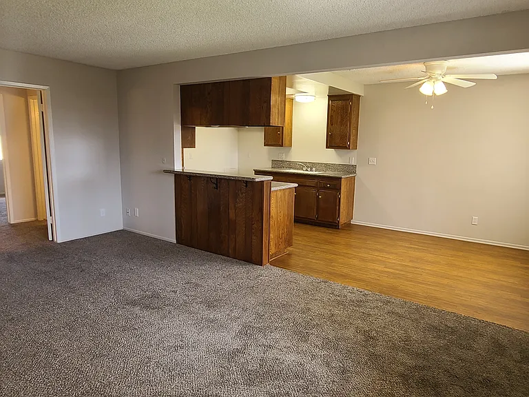 The Enrique Apartments — Photo 18