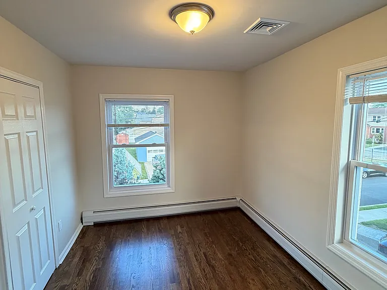 501 Taylor Ave #2 — Photo 13