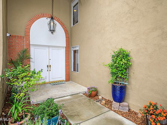 3rd image of 2076 Sapra St