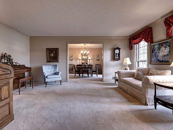 5th image of 145 Saddle Creek Dr