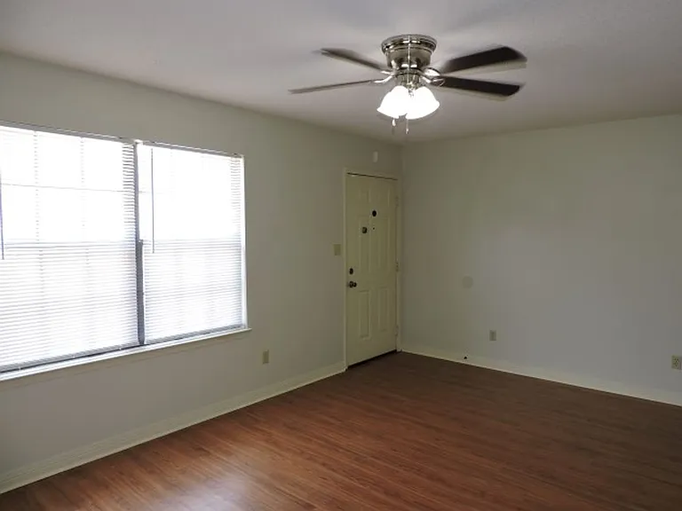 4679 Petra Cir — Photo 2