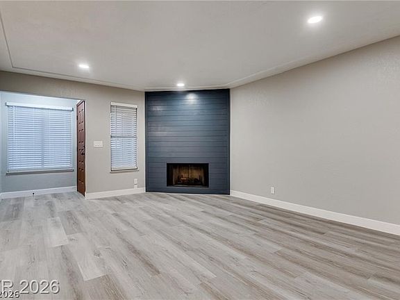 3rd image of 2120 Venus Ave #C