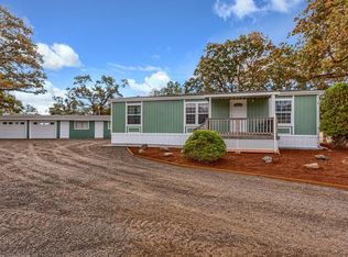 8547 Blackwell Rd, Central Pt, OR 97502