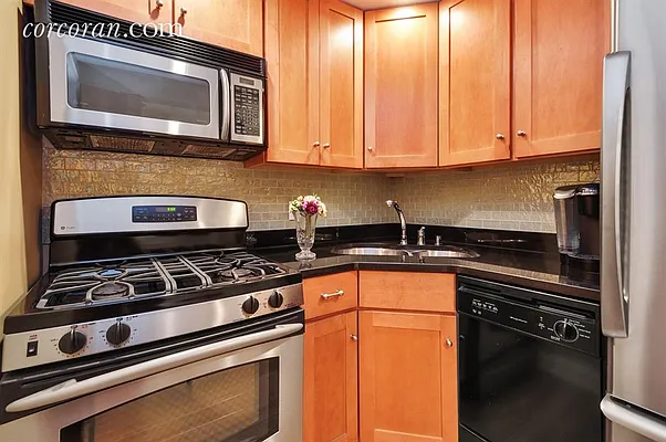Sold by Corcoran | media 3