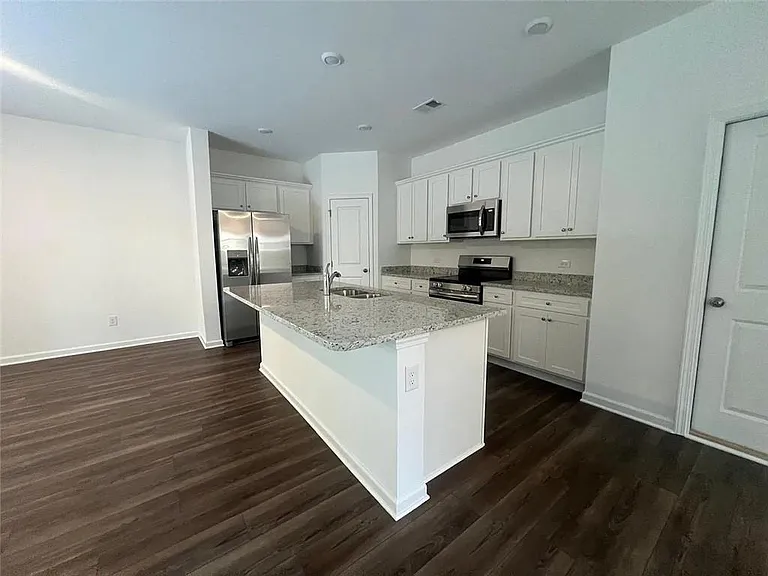 705 Evergreen Rd — Photo 6